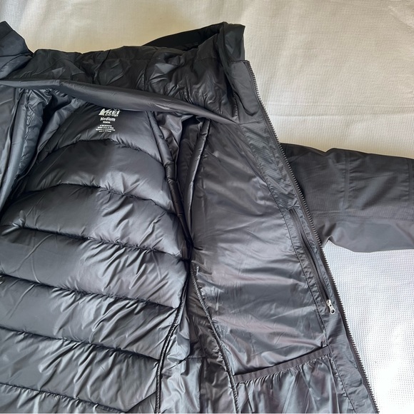 Stormhedge Down Hybrid Jacket - Picture 5 of 10
